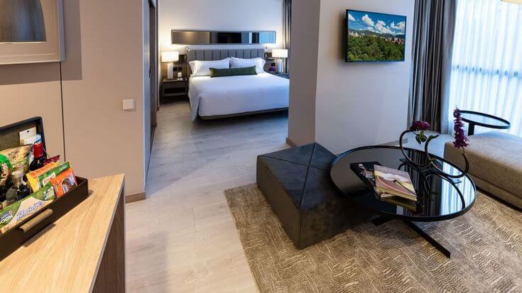 Emerald-King-York-Luxury-Suites-Medellin-
