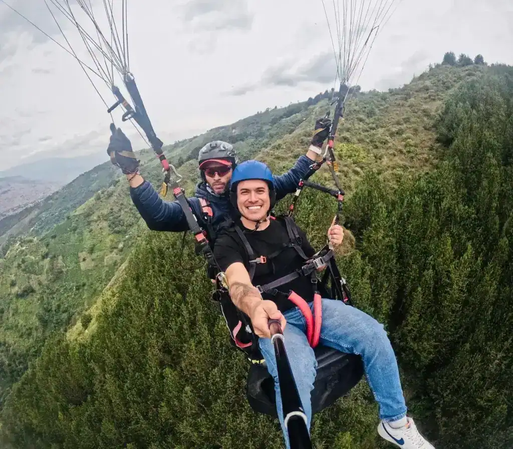 San Felix Paragliding is located approximately 50 minutes away by car from Medellín